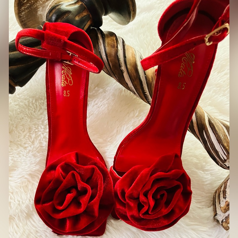 Mata Delicate Bloom - Picture 6 of 8